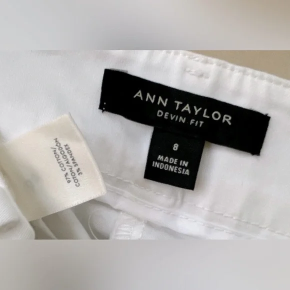 Ann Taylor - Devin Fit White Shorts - US Size 8 - Picture 6 of 7